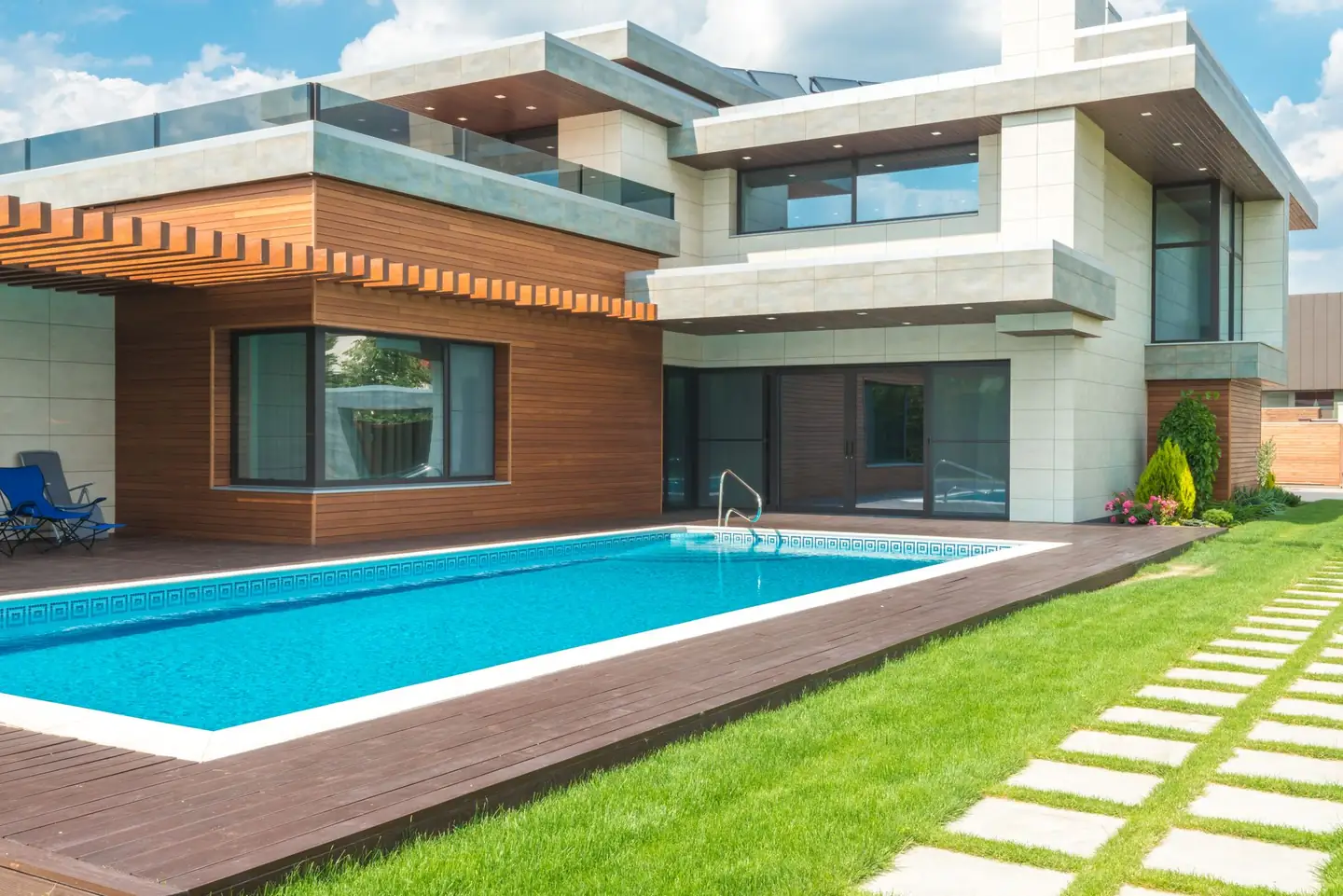 Swimming pool builders serving Bland, NSW